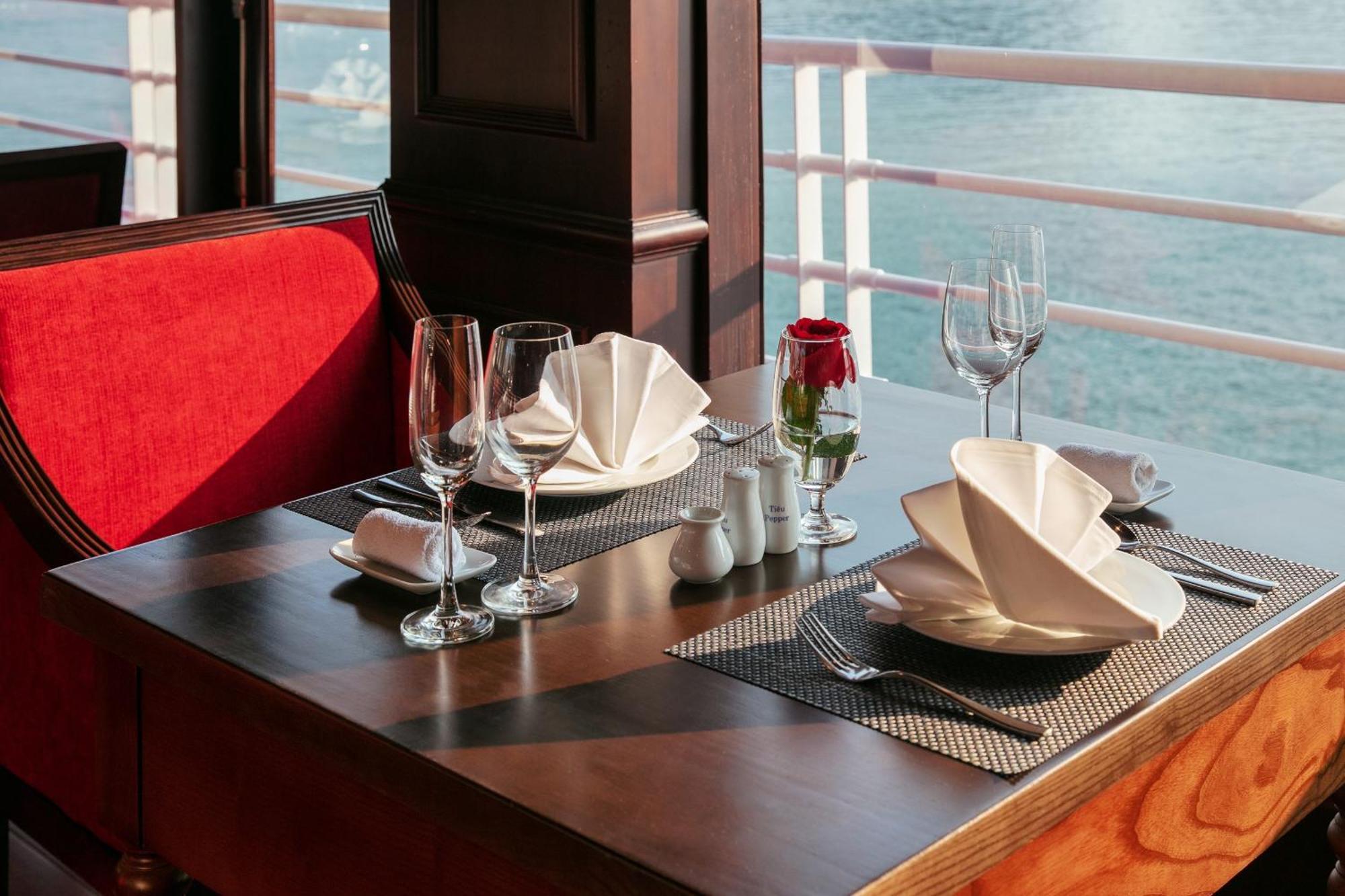 Halong Camellia Cruise Hotel Ha Long Eksteriør billede