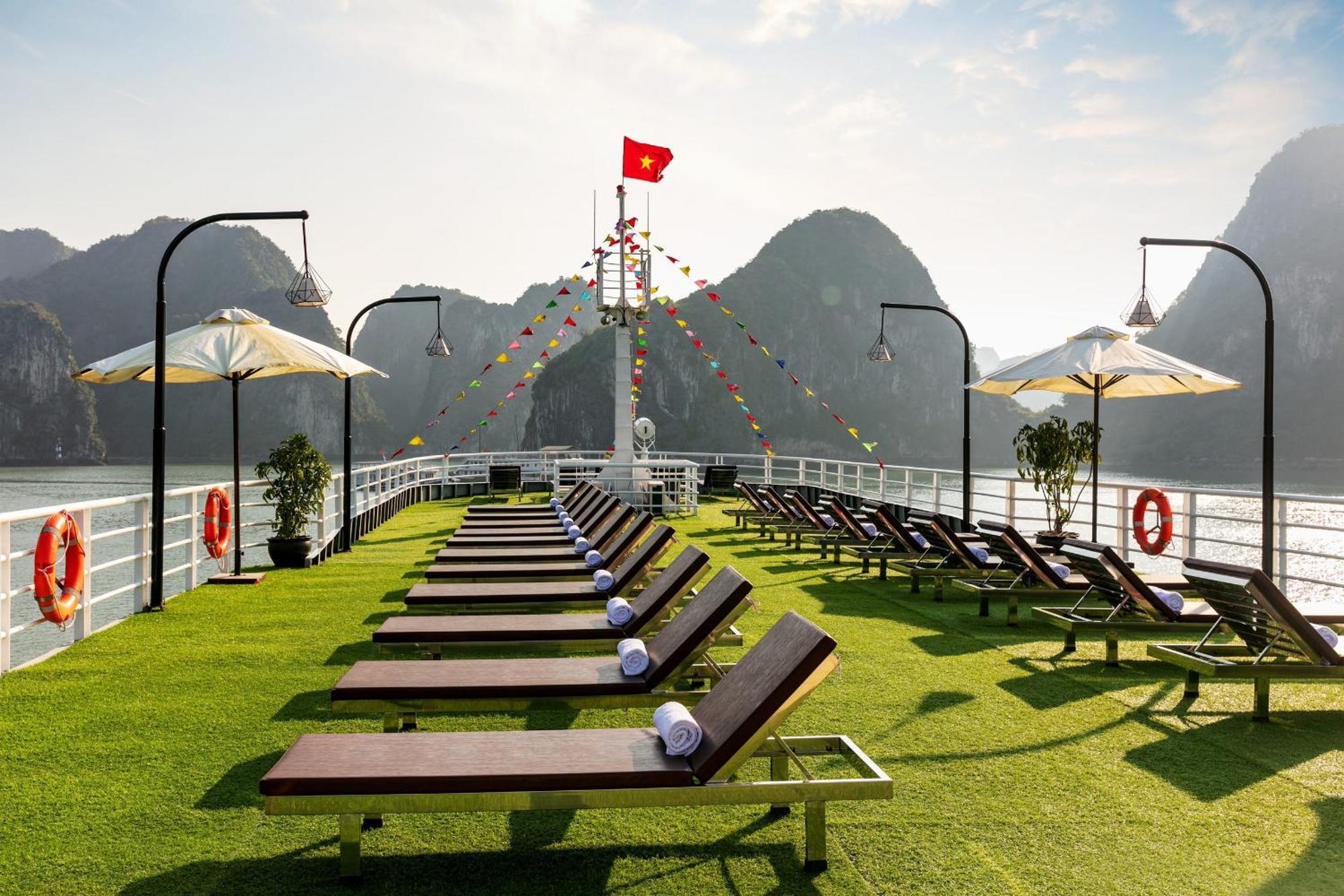 Halong Camellia Cruise Hotel Ha Long Eksteriør billede