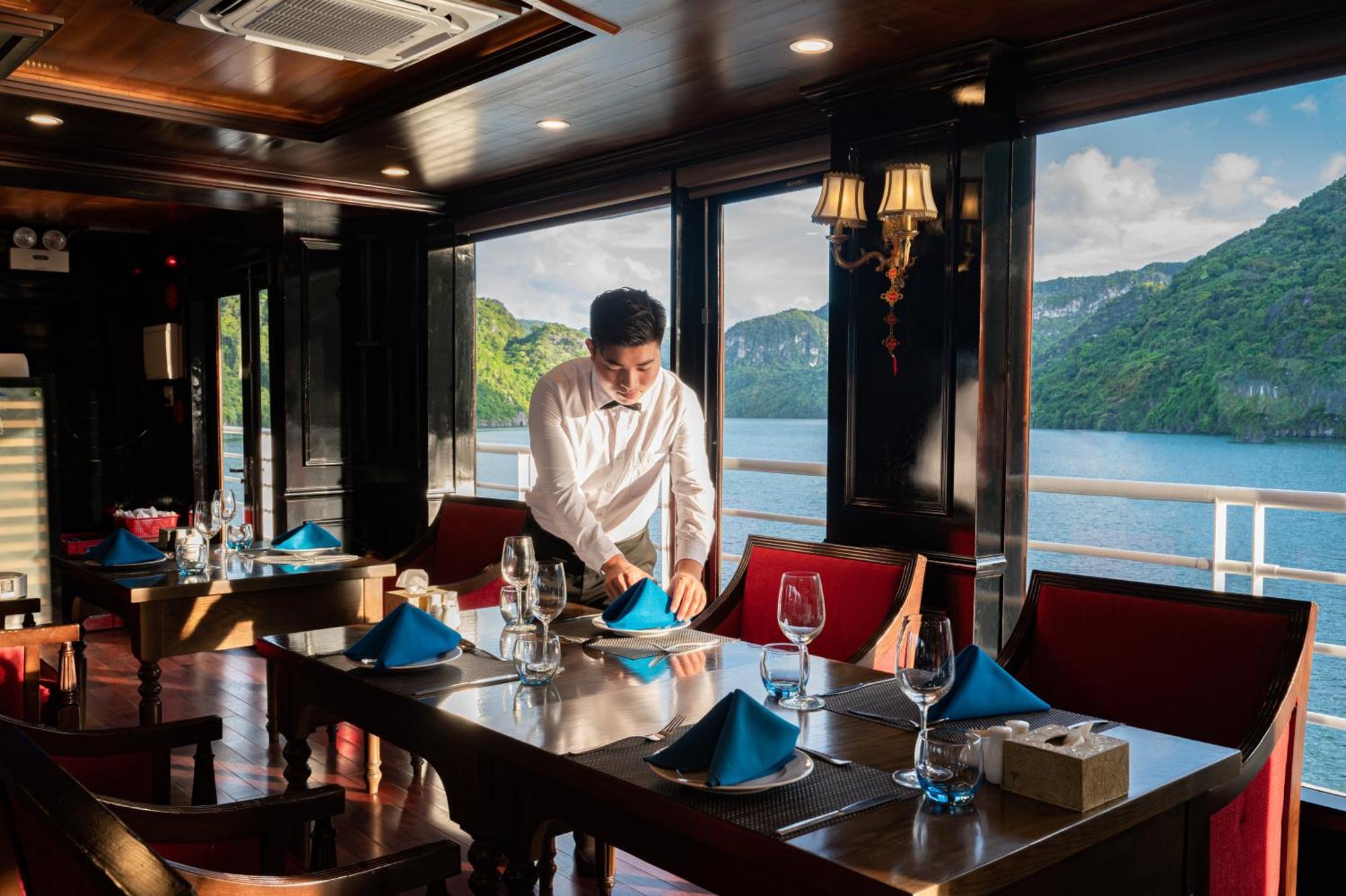 Halong Camellia Cruise Hotel Ha Long Eksteriør billede