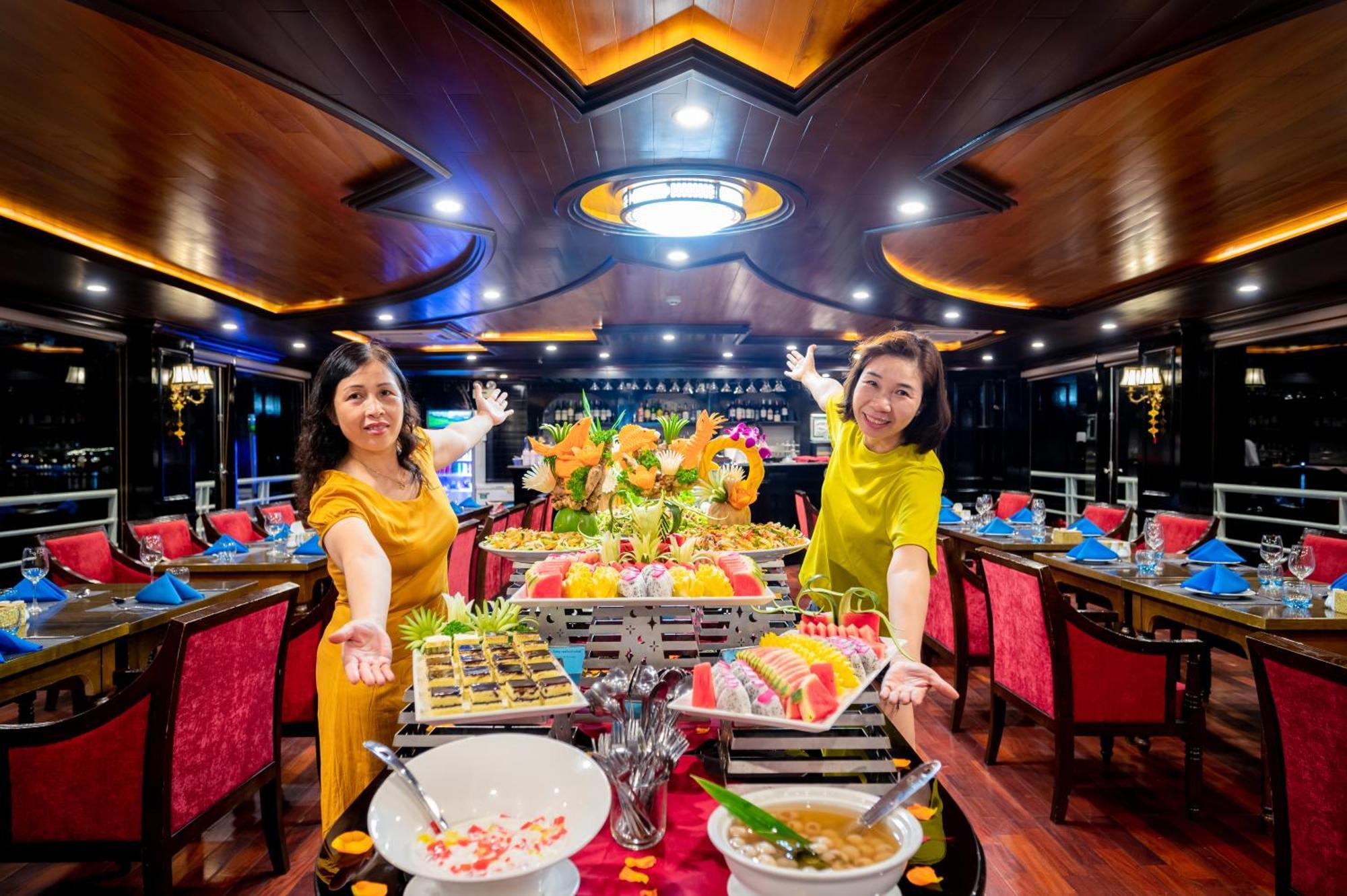 Halong Camellia Cruise Hotel Ha Long Eksteriør billede