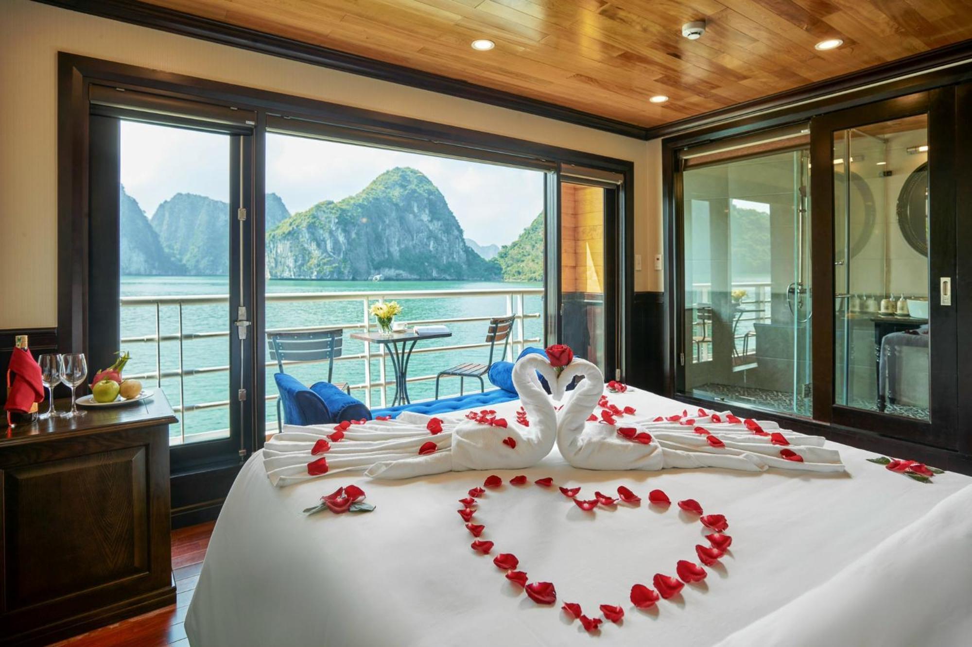 Halong Camellia Cruise Hotel Ha Long Eksteriør billede